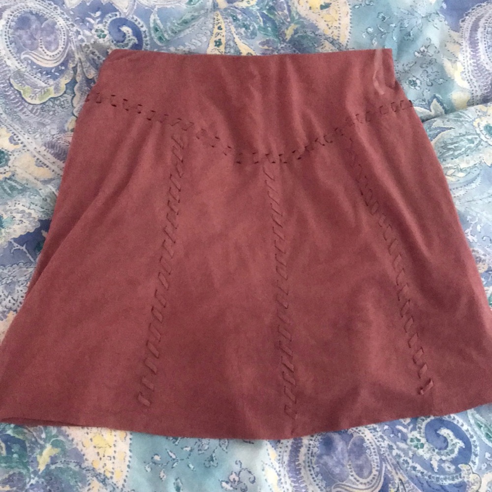 pink skirt